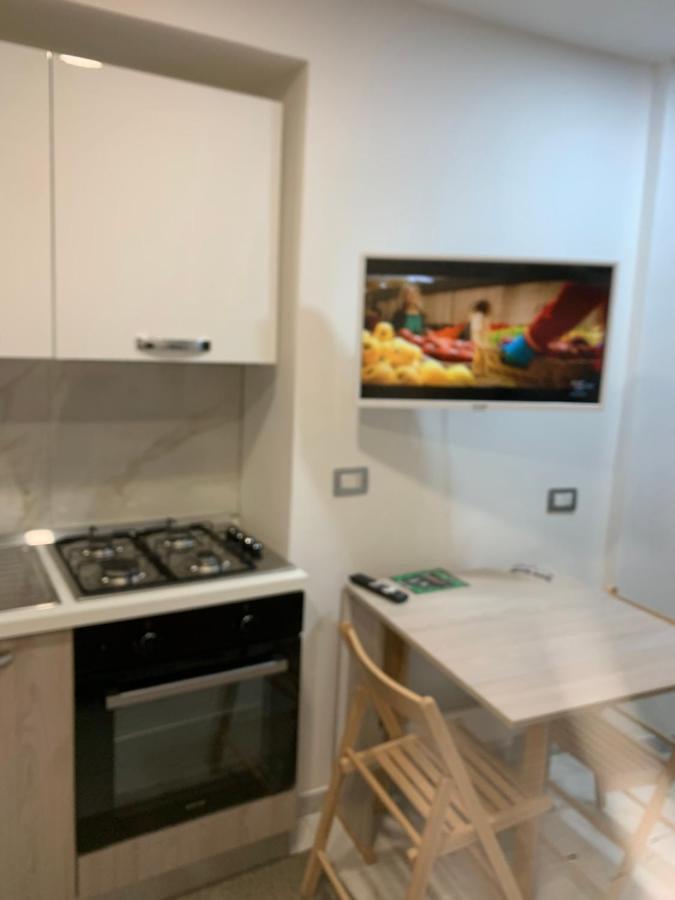 Viky House Chiaja 1 Apartment Napoli Bagian luar foto