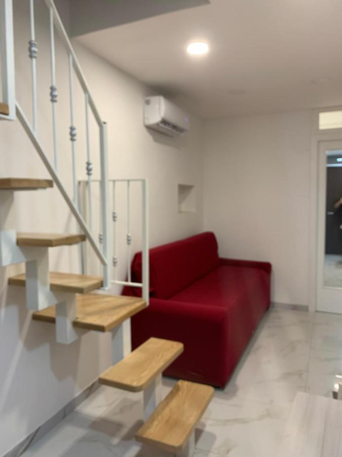 Viky House Chiaja 1 Apartment Napoli Bagian luar foto