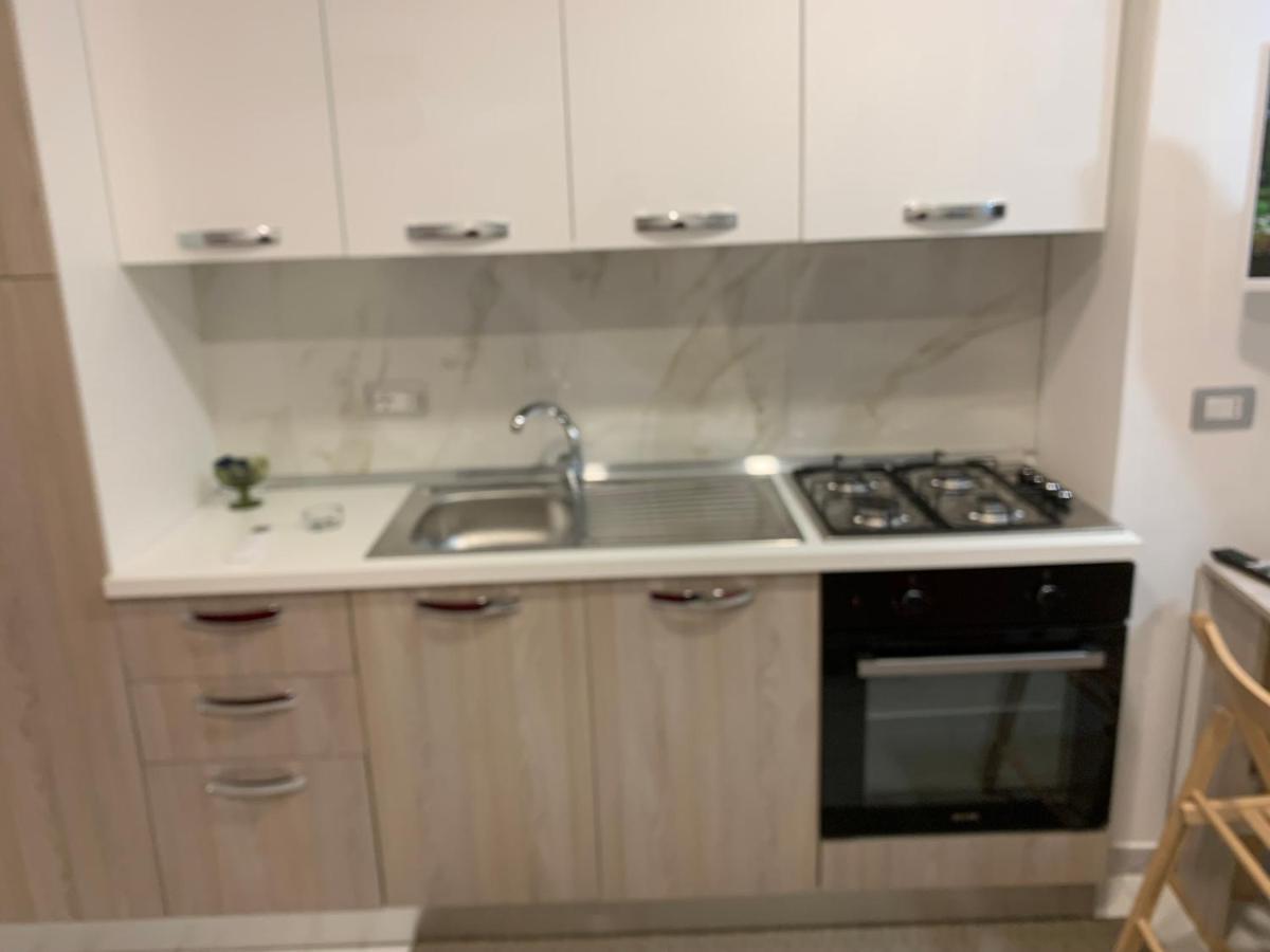 Viky House Chiaja 1 Apartment Napoli Bagian luar foto