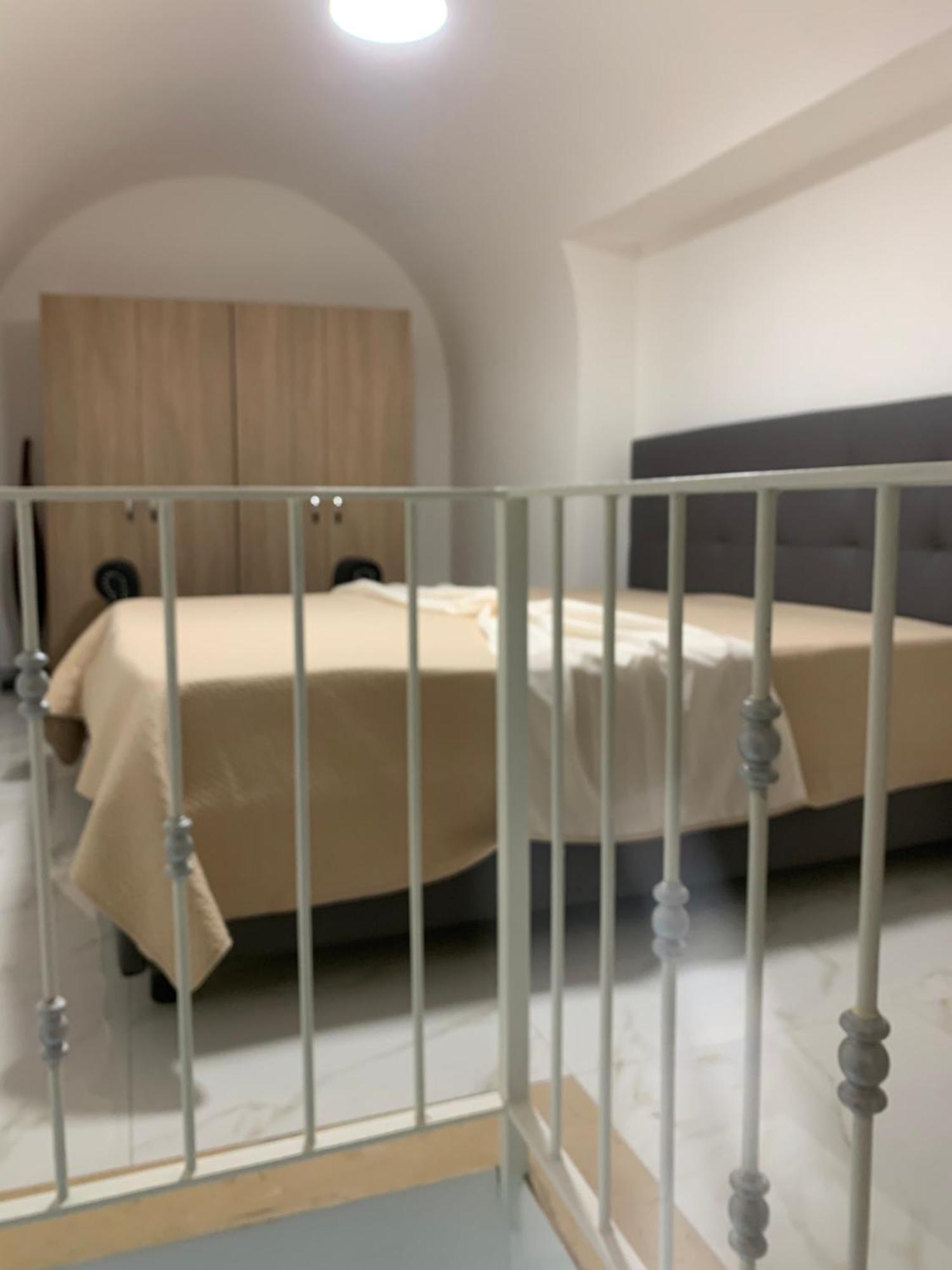Viky House Chiaja 1 Apartment Napoli Bagian luar foto
